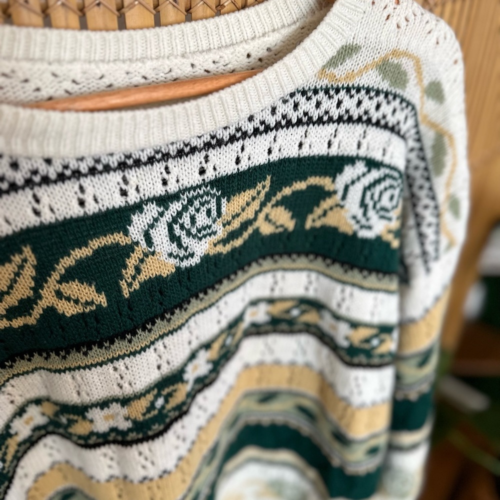 Vintage Handmade Oversized Green & White Floral Stripe Grandpa Pullover Sweater - Picture 4 of 6